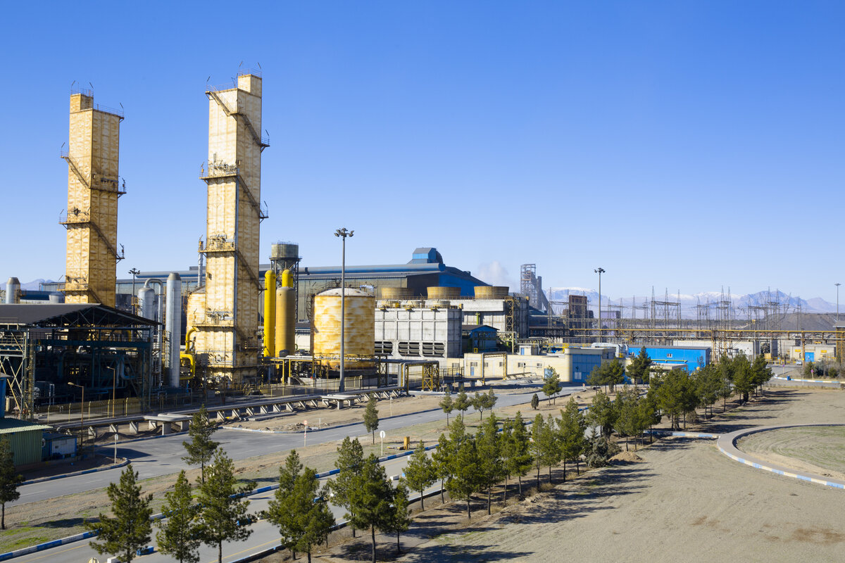 بومی‌سازی بانک‌های خازنی با آستانه اعوجاج هارمونیکی بالا در واحد انرژی و سیالات فولاد سبا