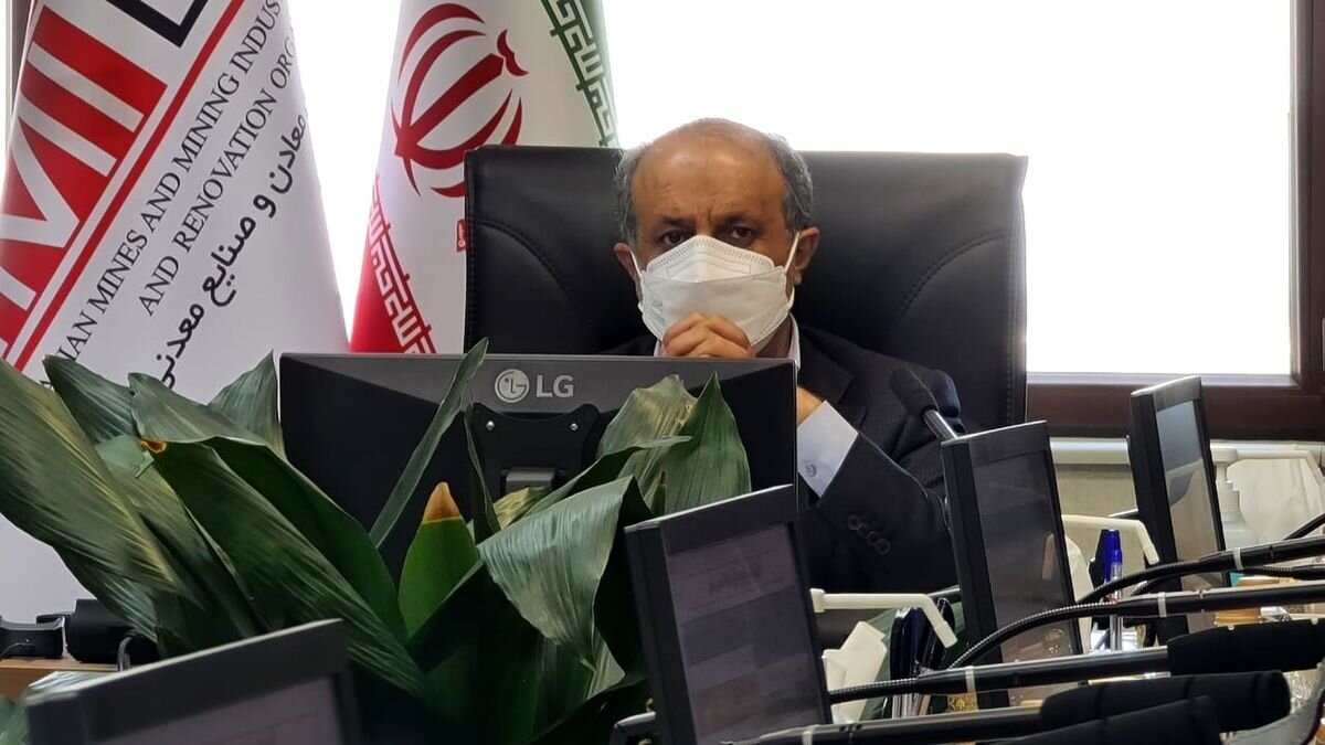 تولید ۵۵ میلیون تن فولاد در افق ۱۴۰۴ محقق خواهد شد/وجود ۸۵۰۰ طرح نیمه‌تمام در کشور