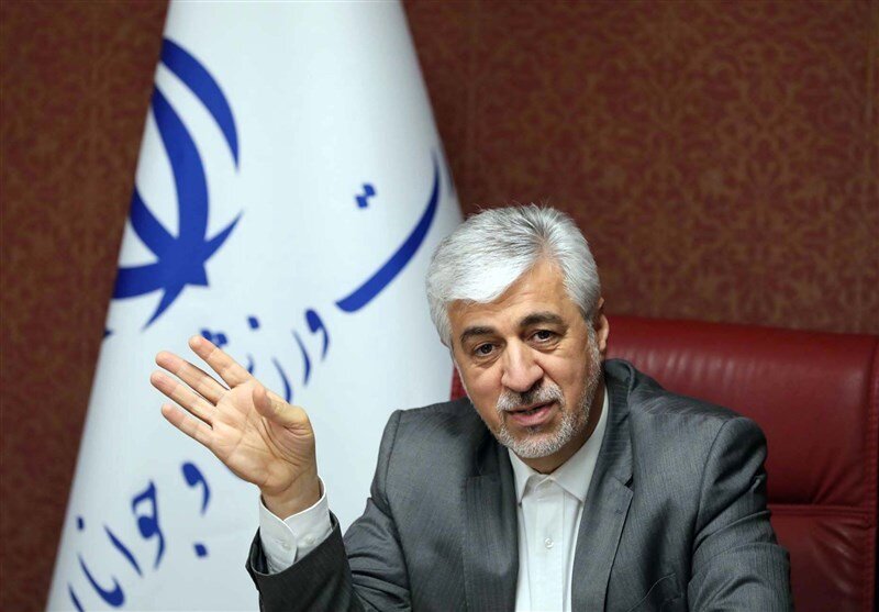 وزیر ورزش به قطر سفر می‌کند