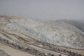 استقرار معدن جدید در کرکس کوه نطنز تکذیب شد