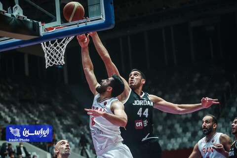 دیدار تیم‌های بسکتبال ایران و اردن