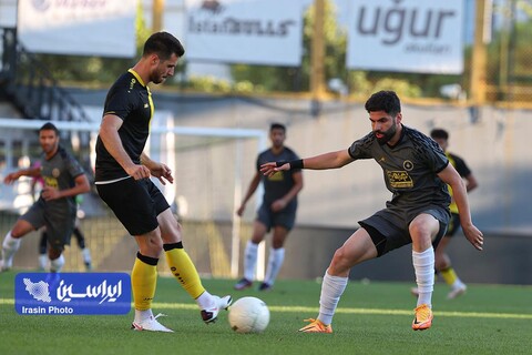 دیدار تیم‌های سپاهان و استانبول اسپور