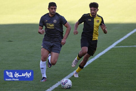 دیدار تیم‌های سپاهان و استانبول اسپور