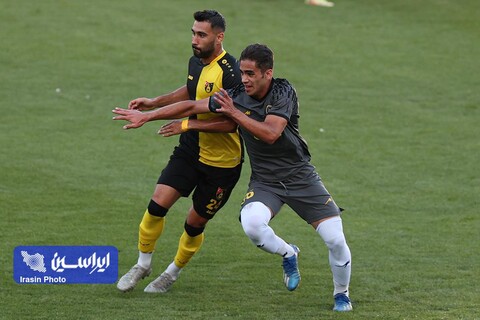 دیدار تیم‌های سپاهان و استانبول اسپور