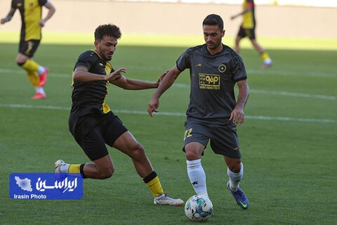 دیدار تیم‌های سپاهان و استانبول اسپور