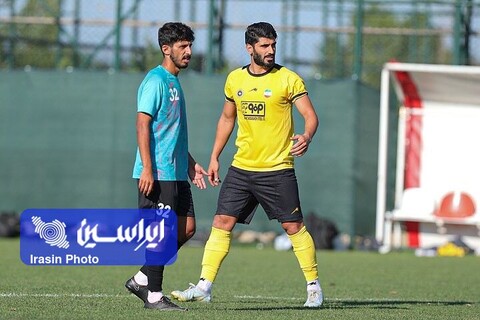 دیدار تیم‌های فولاد مبارکه سپاهان و مسیمیر قطر