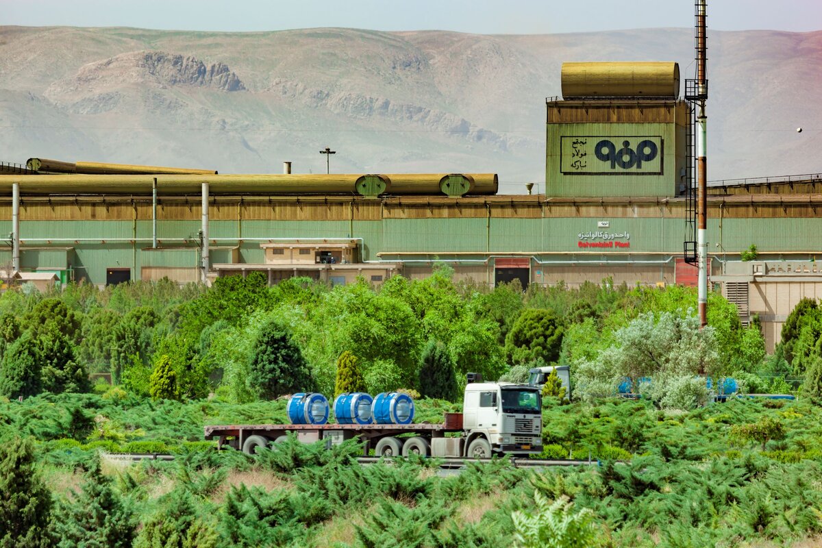 فولاد مبارکه؛ پیشگام برای عمل به مسئولیت‌های اجتماعی در هنگام وقوع بلایای طبیعی