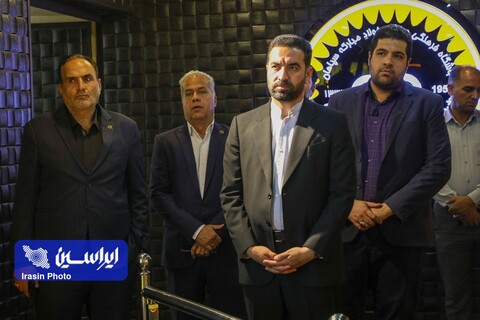 بازدید علیرضا ایزدی از ورزشگاه نقش جهان