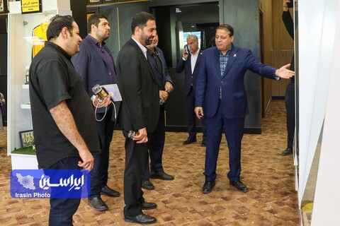 بازدید علیرضا ایزدی از ورزشگاه نقش جهان