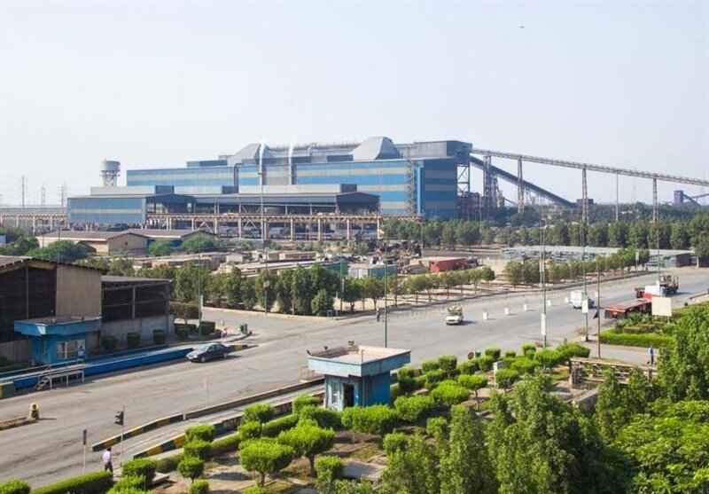 حل اختلاف ۱۸ ساله فولاد هرمزگان با شاکی خصوصی / از بیکاری ۱۵۰۰ نفر جلوگیری شد