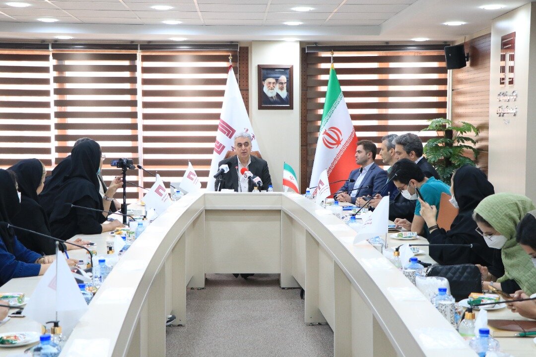 مهمترین برنامه ومعادن، توسعه اکتشافات معدنی است/ اکتشاف سنگ آهن در خارج از کشور یک ضرورت است