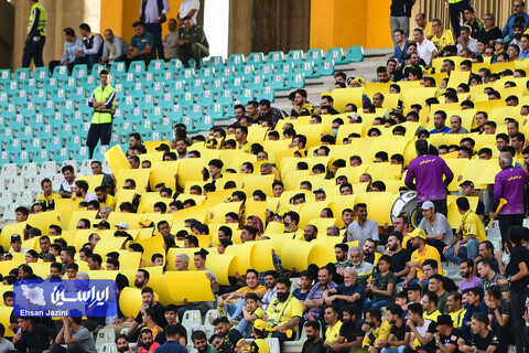 دیدار تیم‌های سپاهان و آلومینیوم