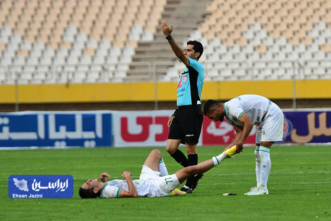 دیدار تیم‌های سپاهان و آلومینیوم