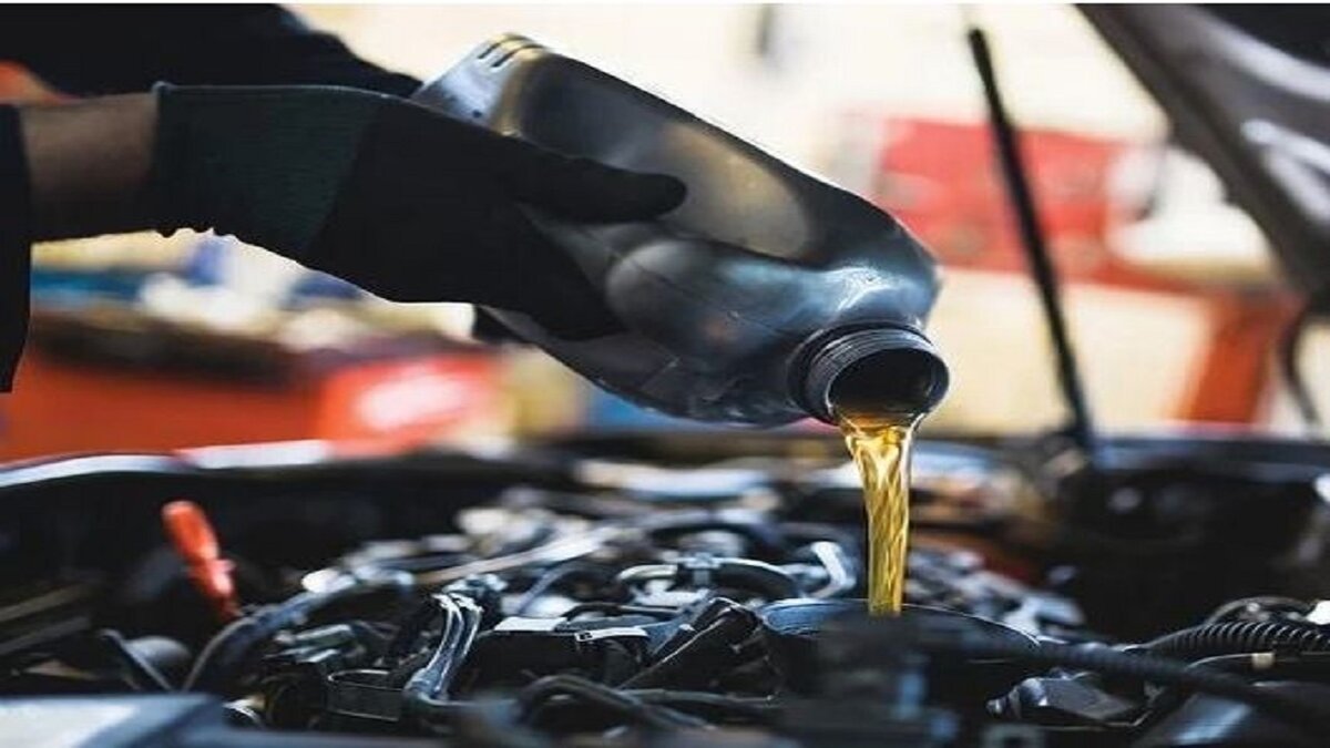 کوتاه شدن دست دلالان از بازار روغن خودرو/قیمت‌ها به نرخ واقعی بازگشت