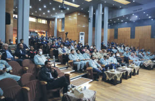 جلسه ارتقای ایمنی پیمانکاران واحد تعمیرات مرکزی فولاد مبارکه برگزار شد پیمانکار