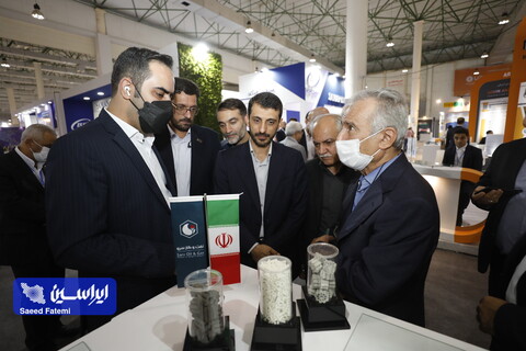 بازدید طیب نیا از نمایشگاه فولاد 1401