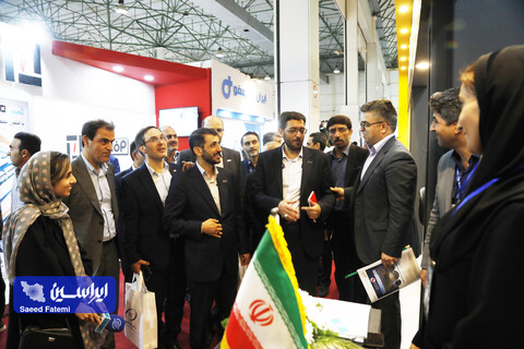 بازدید طیب نیا از نمایشگاه فولاد 1401