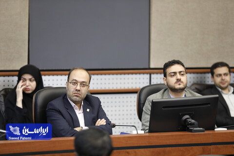نشست کمیته سرمایه گذاری خطرپذیر فولاد مبارکه