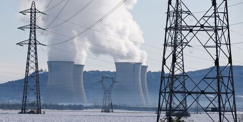 کاهش ۲۸ درصدی مصرف نفت کوره در نیروگاهها/ گاز صنایع فولاد ۳۴ درصد افزایش یافت فولاد