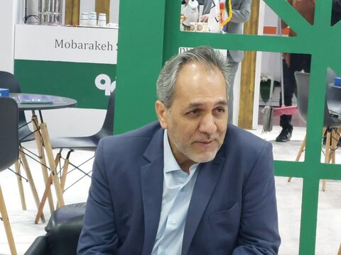 نقشآفرینی فولاد مبارکه در کاهش آلایندههای زیستمحیطی سید مصطفی قادریان