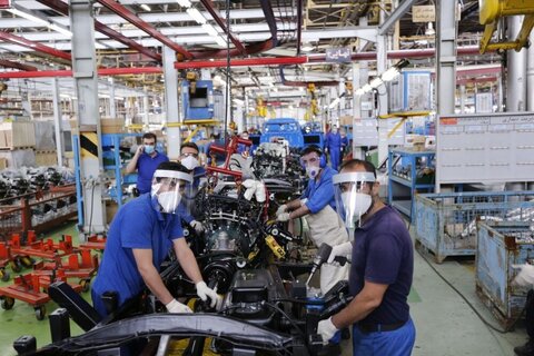 بیش از ۴۳۰۰ طرح نیمه تمام صنعتی در استان اصفهان وجود دارد تولید صنعتی