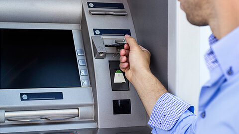 سقف کارت به کارت تغییری نکرده است بانک مرکزی