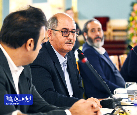 نشست هم‌اندیشی فولاد مبارکه با شرکای کسب‌وکار گروه سوله و سازه‌های فلزی