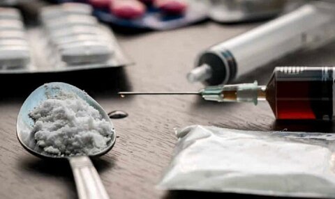 زنان؛ ۸۰ درصد تماسگیرندگان خط ملی اعتیاد  اعتیاد