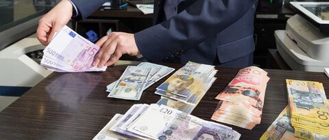 افزایش ۵۰ درصدی سقف دریافت روزانه ارز صرافیها  صرافی