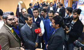 بازدید مدیرعامل فولاد مبارکه از مجموعه غرفههای این شرکت در ایران متافو 2022