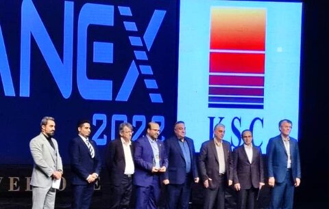 در کنفرانس planex 2022، امین ابراهیمی مرد سال صنعت فولاد شد پلنکس