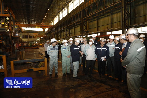 بازدید مدیرعامل فولاد مبارکه از نواحی تولید و دیدار چهره‌به‌چهره با کارکنان این شرکت