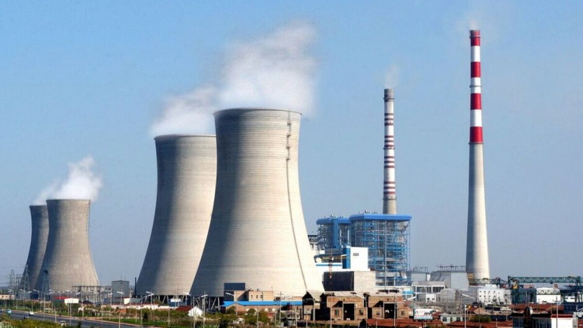 استاندار اصفهان: پیگیر چالش مصرف مازوت در استان هستیم