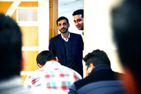 بازدید مدیرعامل فولاد مبارکه از فرایند آزمون استخدامی این شرکت