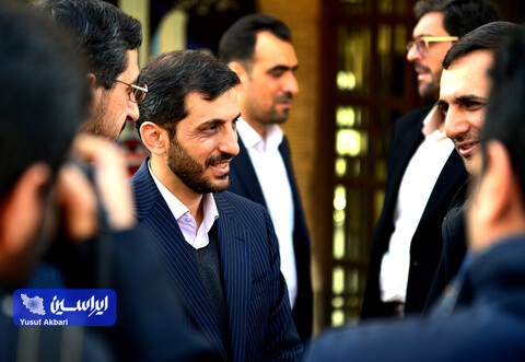 بازدید مدیرعامل فولاد مبارکه از فرایند آزمون استخدامی این شرکت