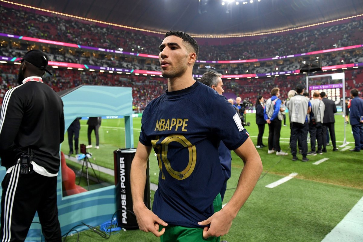 احساسیترین تصاویر در پایان دیدار فرانسه و مراکش