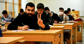 دومین روز آزمون استخدامی فولاد مبارکه به روایت ایراسین