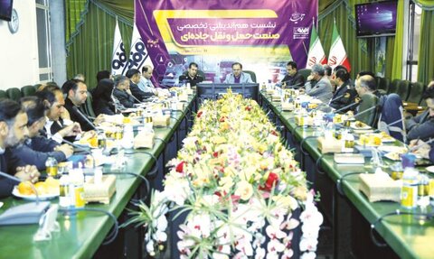 فولاد مبارکه را در حوزه ناوگان مسافری بهعنوان الگوی کشوری معرفی خواهیم کرد فولاد مبارکه