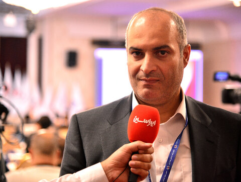 فولاد مبارکه با مدیریت مصرف آب توانست در جمع ۵ شرکت پایدار فولاد جهان قرار گیرد سید امیر طباطبائیان