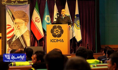 توجه به تلفن همراه علت اصلی تصادفها در اصفهان همایش پلیس یاران و بررسی موانع و چالش های سرویس های مسافربری