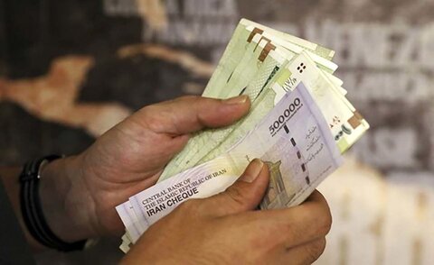 امکانات رفاهی بیشتر در ازای افزایش حقوق حقوق کارمندان