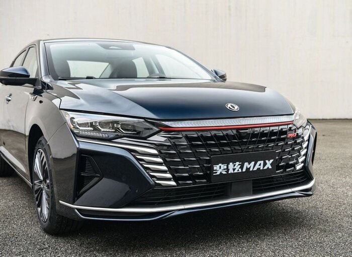 نخستین خودروهای وارداتی که راهی جادههای ایران میشوند، کدامند؟+عکس