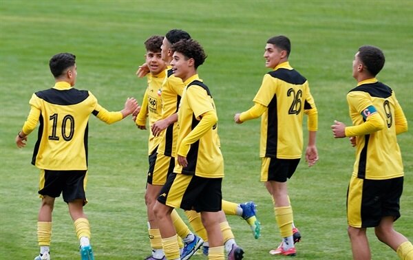 جشنوار گل نونهالان سپاهان مقابل مس