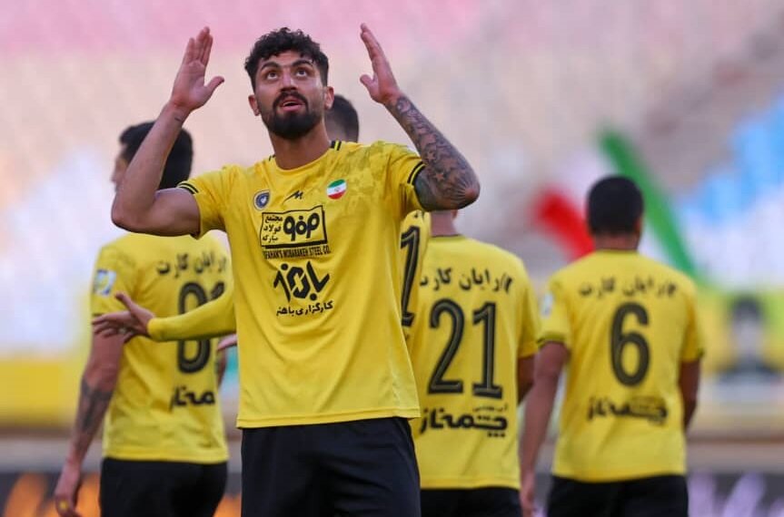 خلاصه بازی سپاهان – نفت مسجدسلیمان/ آتش‌بازی طلایی‌پوشان دیار نصف‌جهان