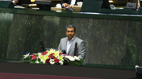 پیش بینی رئیس کمیسیون اقتصادی مجلس برای کاهش نرخ ارز  پور ابراهیمی