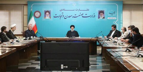 وزارت صمت نباید در قامت خودروساز ظاهر شود/ بازار خودرو رقابتی شود  رییس جمهور در وزارت صمت