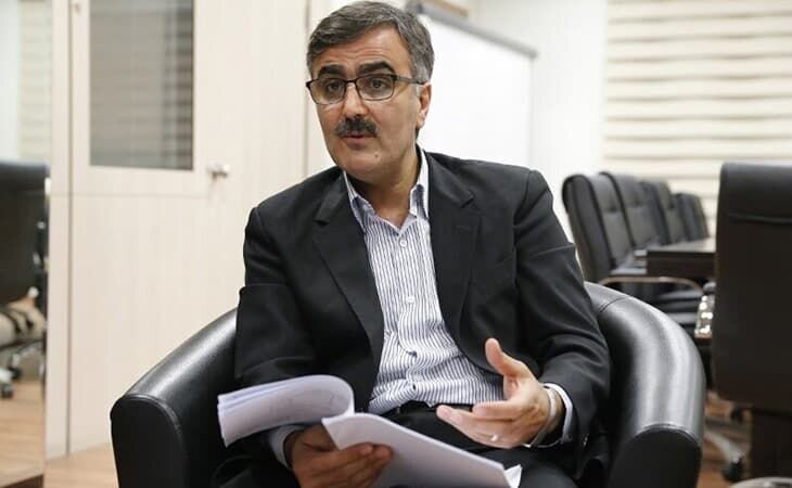 تمام کالاهای اساسی، مواد اولیه و ماشین‌آلات با نرخ ارز نیمایی ۲۸۵۰۰ تومان تامین خواهد شد