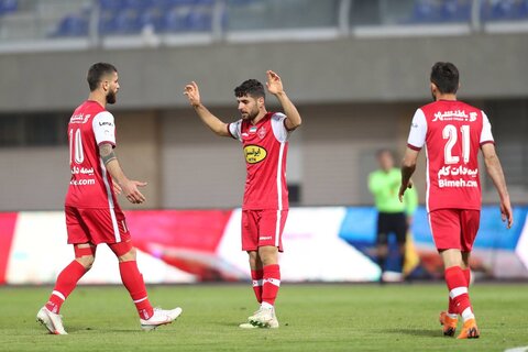 خلاصه بازی گل گهر – پرسپولیس/ گل‌های تماشایی سرخ‌ها