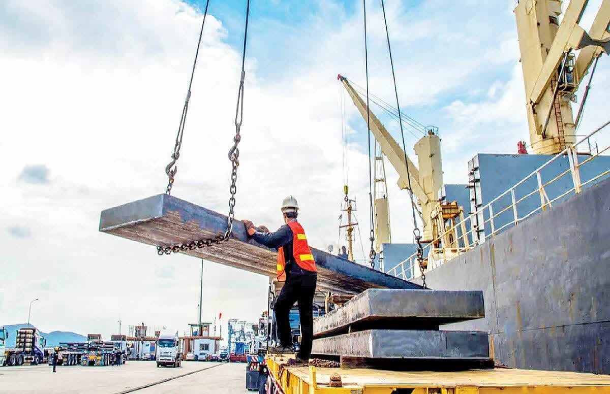  یکه تازی چین در بازار جهانی فولاد با غیبت هند