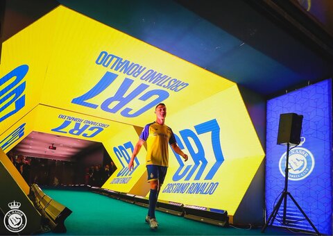 داستان حضور کریستیانو رونالدو در عربستان/ جهانی شدن در سرزمین سعودیها با ۵۰۰میلیون یورو! کریستیانو رونالدو